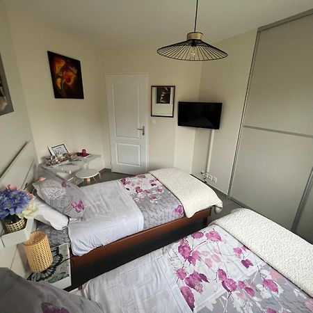 Chez Christiane Et Gerard Panzió Orthez Kültér fotó